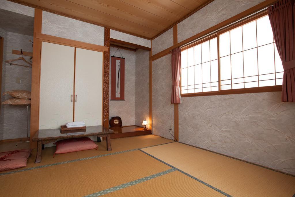Pension Jokura Hakodate Bagian luar foto